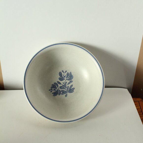 Pfaltzgraff Yorktowne Soup/Cereal Bowl 6" - Picture 1 of 2